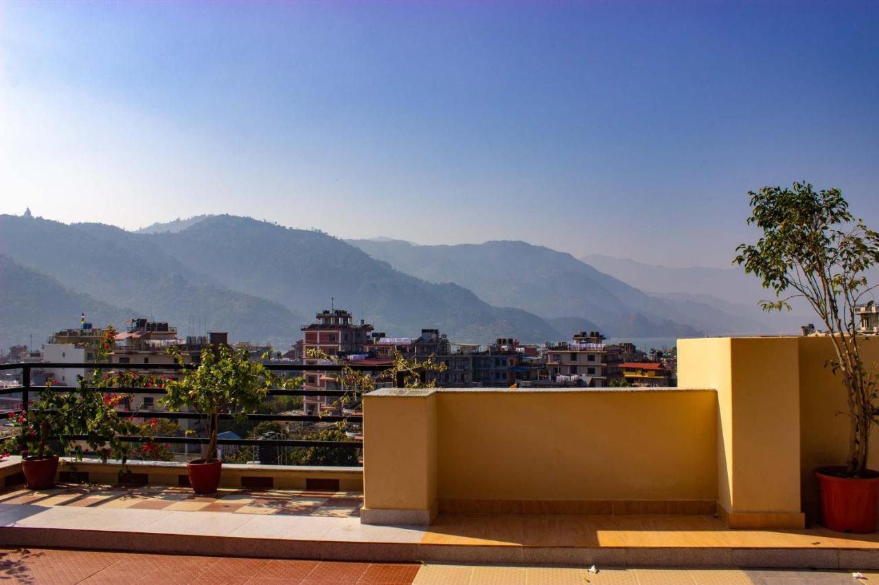 Hotel Silverline Pokhara Exterior photo